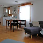 Ambiente Apartment *