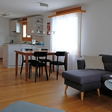 Ambiente Apartment *